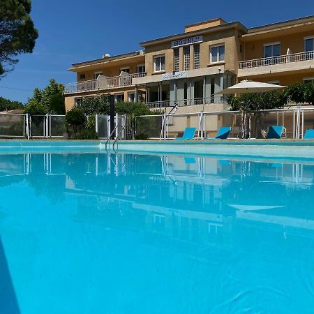Logis Hotel Le Clement V Roquemaure  Bagian luar foto