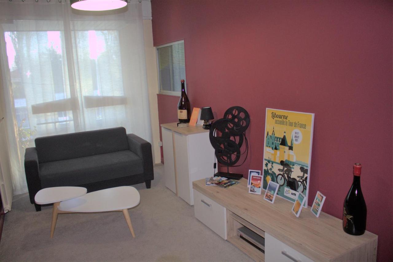 Logis Hotel Le Clement V Roquemaure  Bagian luar foto
